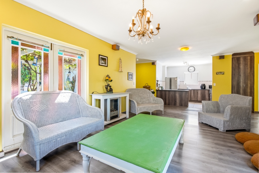 2 Bedroom Property for Sale in Zevenzicht Western Cape